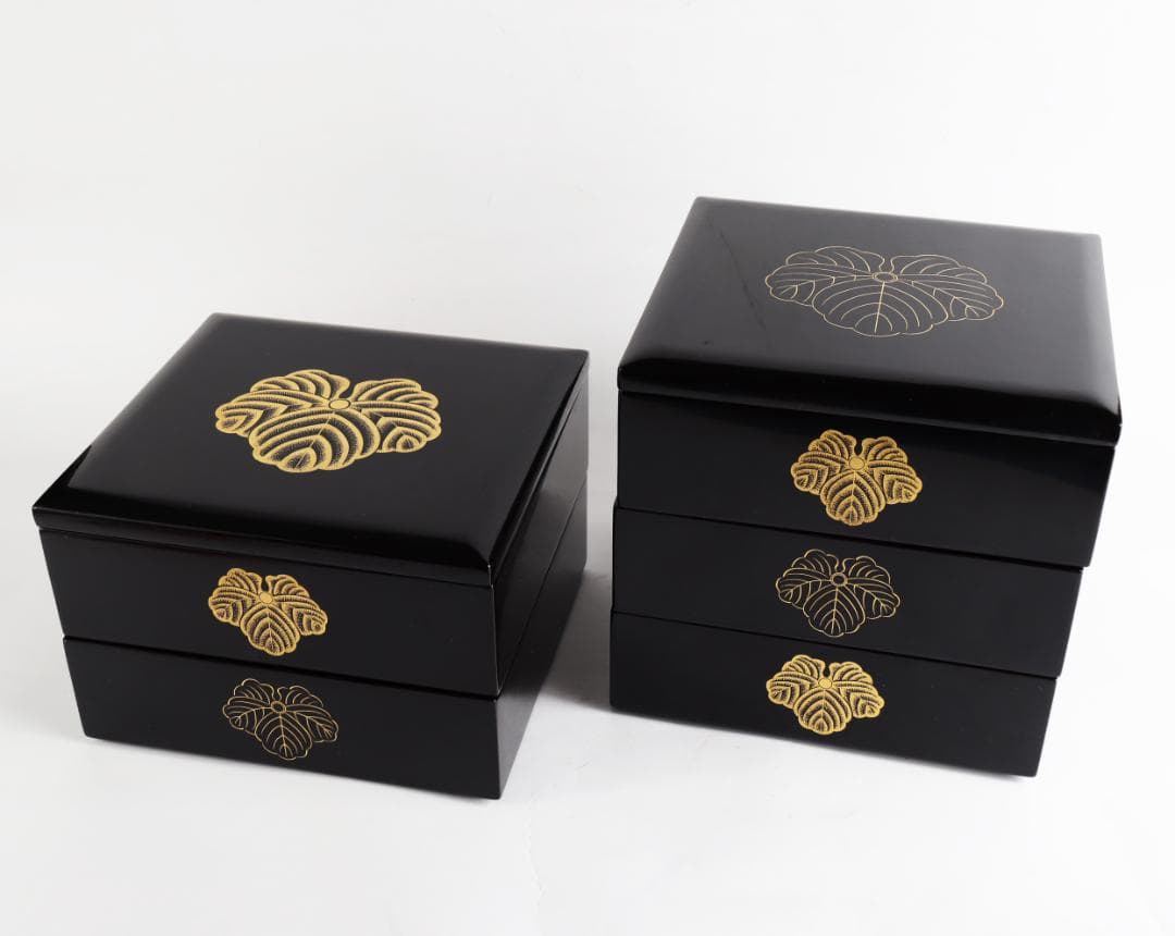 輪島塗 重箱 御重 蔦家紋 蒔絵 木製漆器 木箱