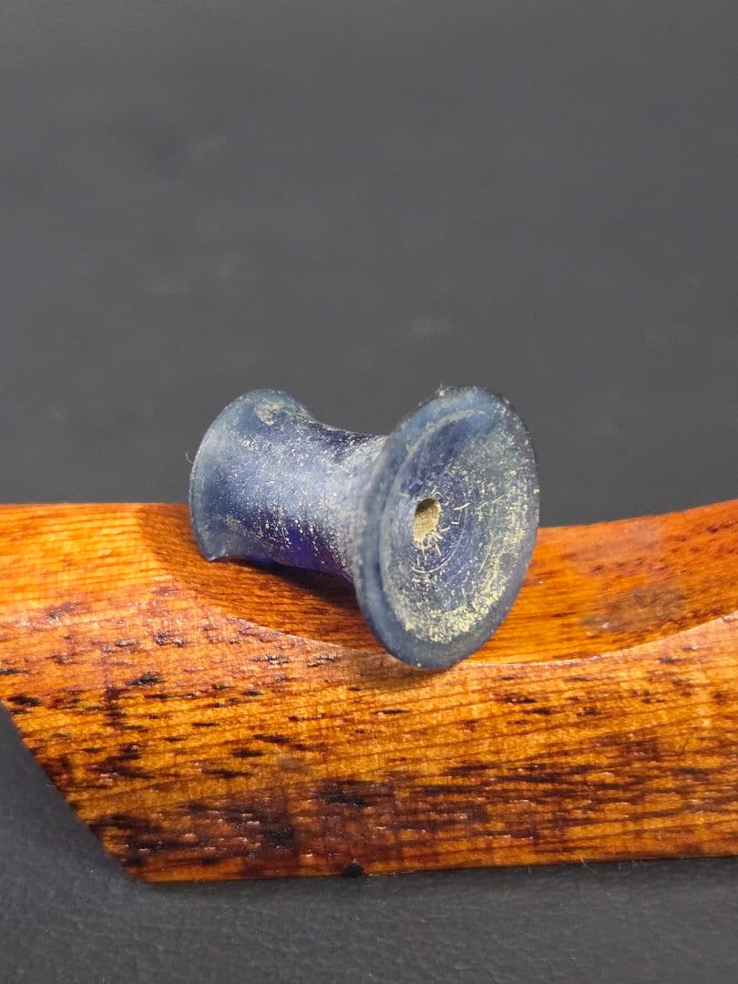 797 とんぼ玉 蜻蛉玉 耳当 じとう 骨董 貴重 珍品 ！