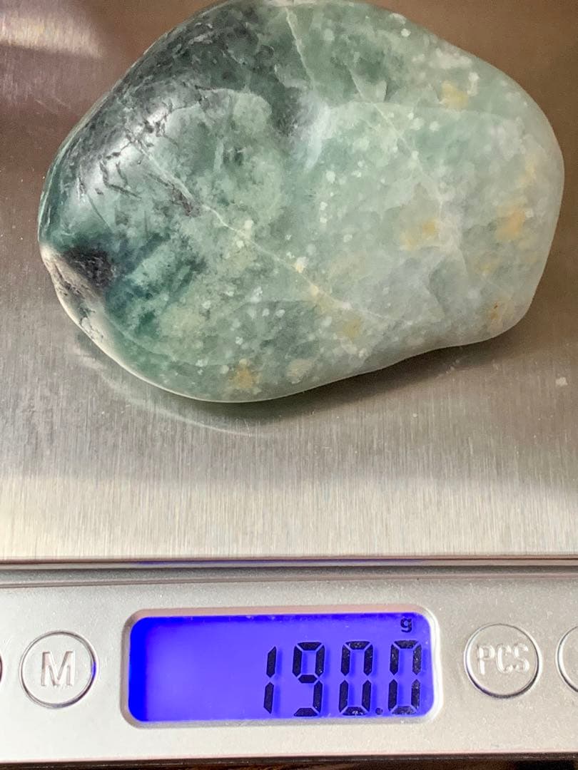 糸魚川ひすい極上の海石 翡翠 原石 翡翠 鉱物標本 コン沢 水石 根付 青