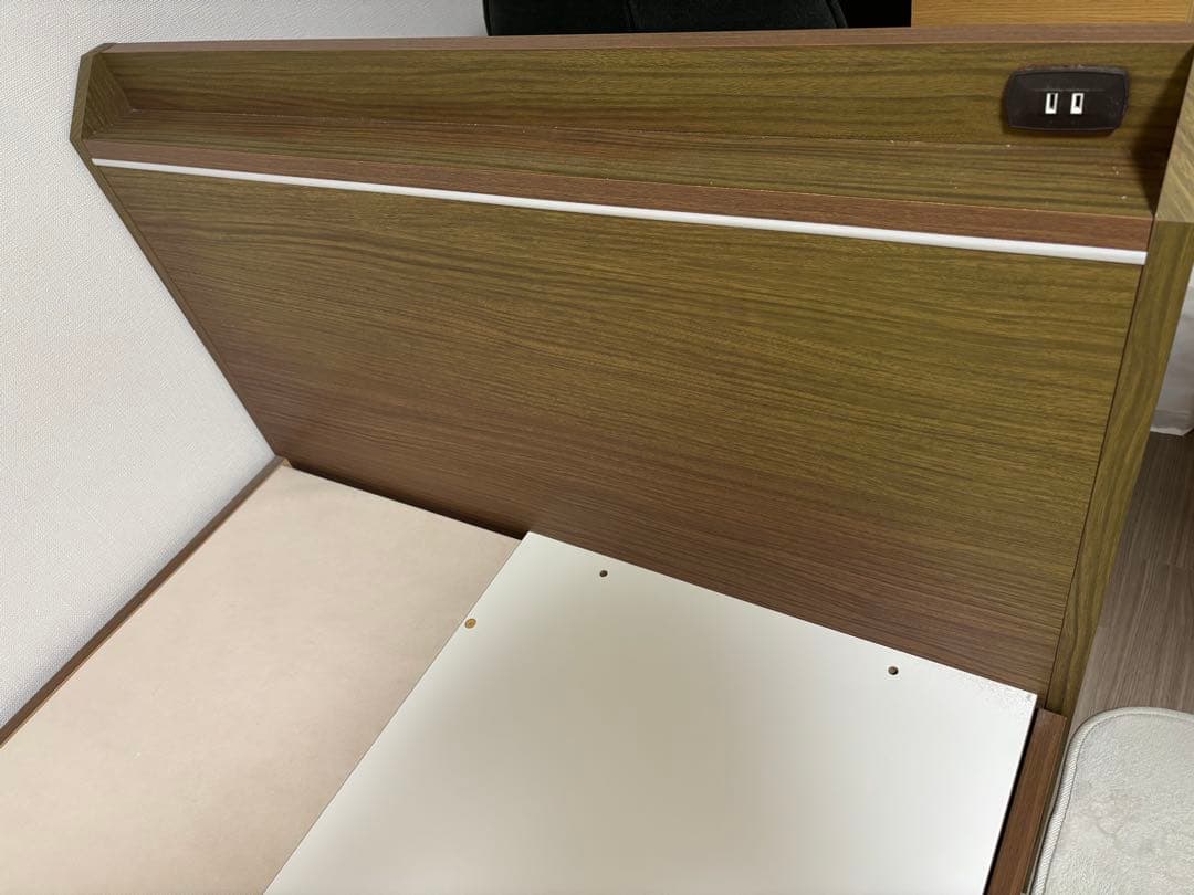 ニトリ　木製シングルベッド　 ＊神奈川県に直接引き取り可能な方限定