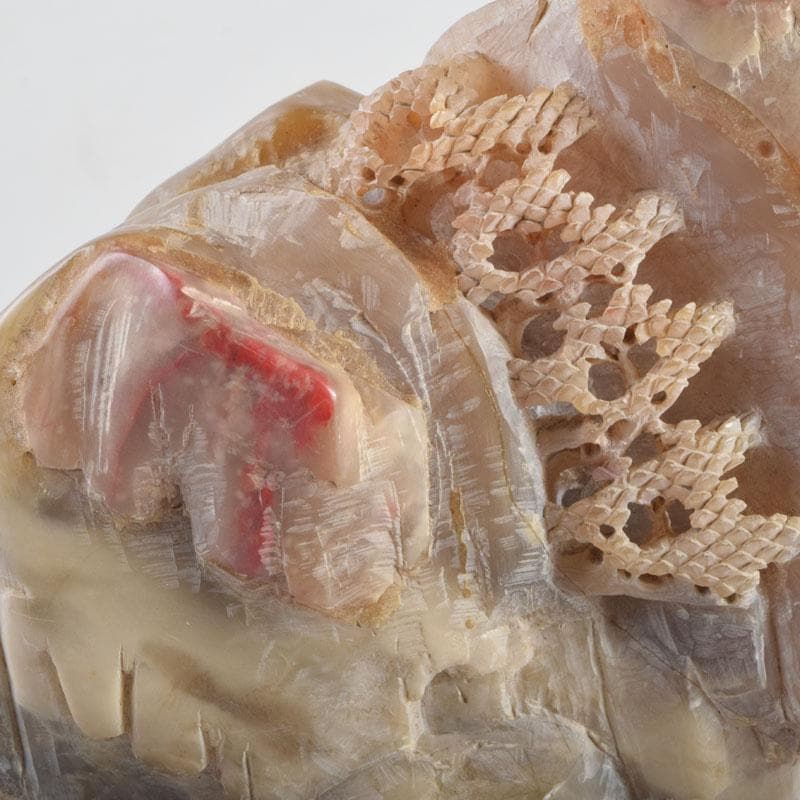 中国 玉石寿山石鶏血彫刻 山水雕 置物 唐木台付 V 9220 - メルカリ