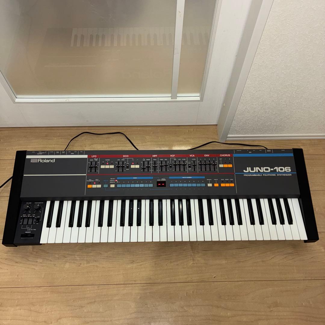 希少名機 Roland JUNO-106 シンセサイザー 61鍵 - メルカリ