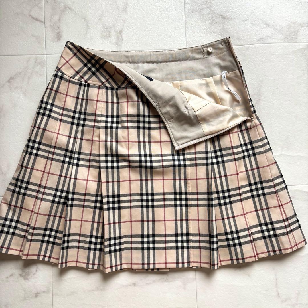 バーバリーロンドン ラップ風 プリーツスカート ベージュ ノバチェック