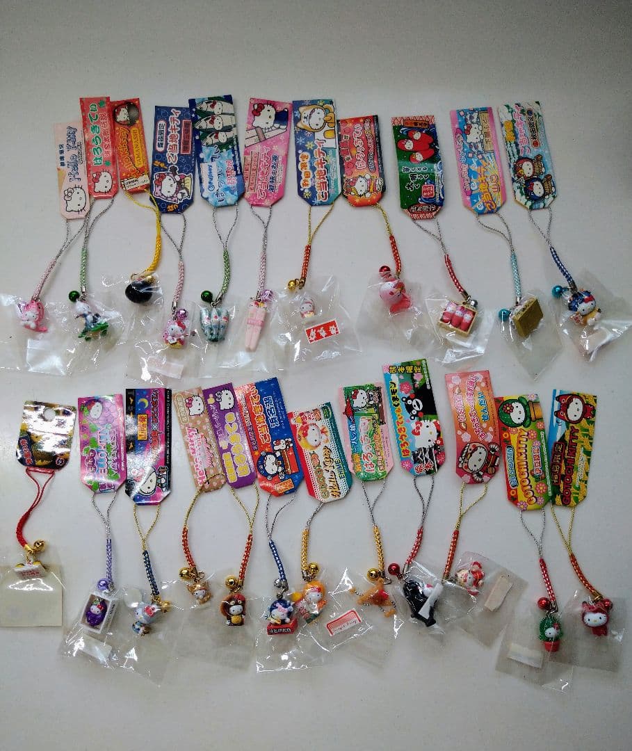 ご当地キティ　ストラップ　まとめ売り