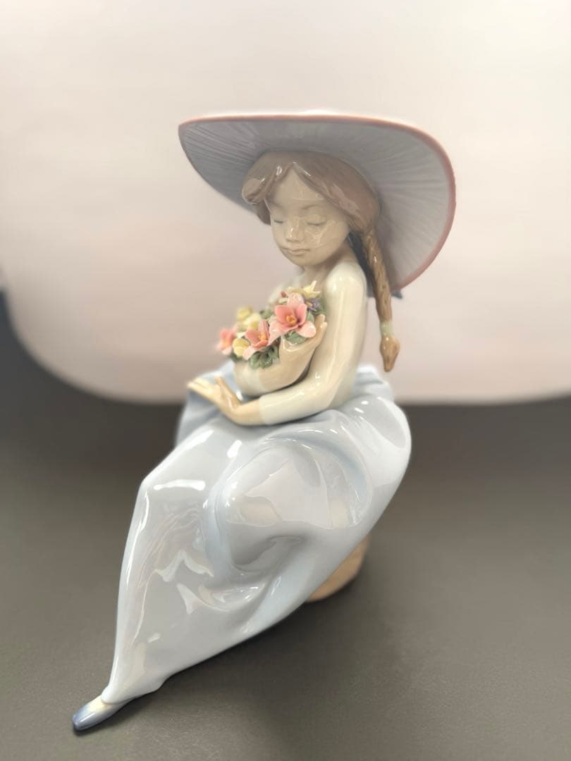 美品 LLADRO 花の香りに包まれて　リヤドロ　 陶器製 レア 廃盤品
