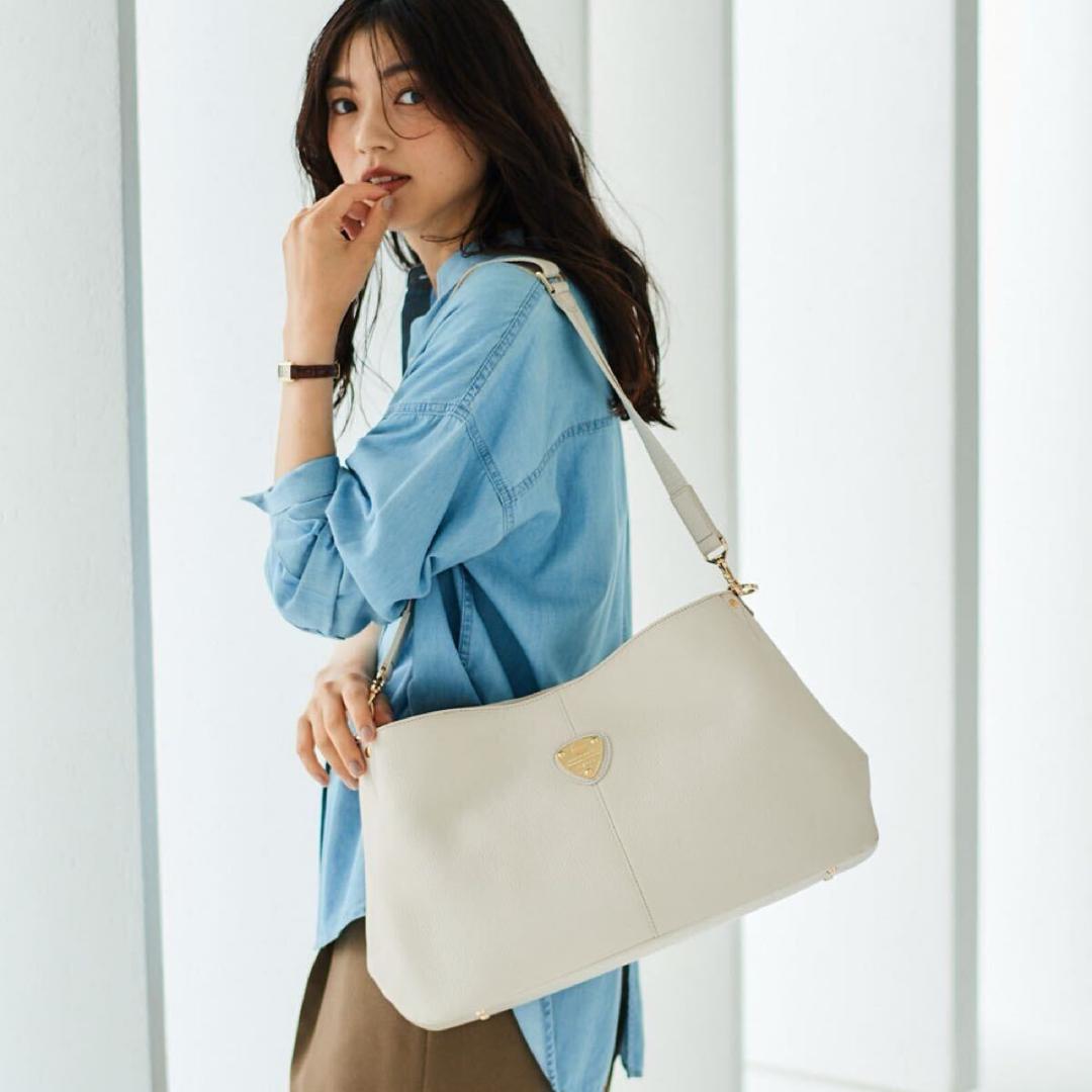 上質] ATAO elvy + ショルダーバッグ 45100円 A4収納 - メルカリ