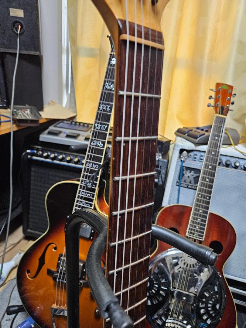 超メルカリ市!!Godin acousticaster レース他改良多！ 動画！