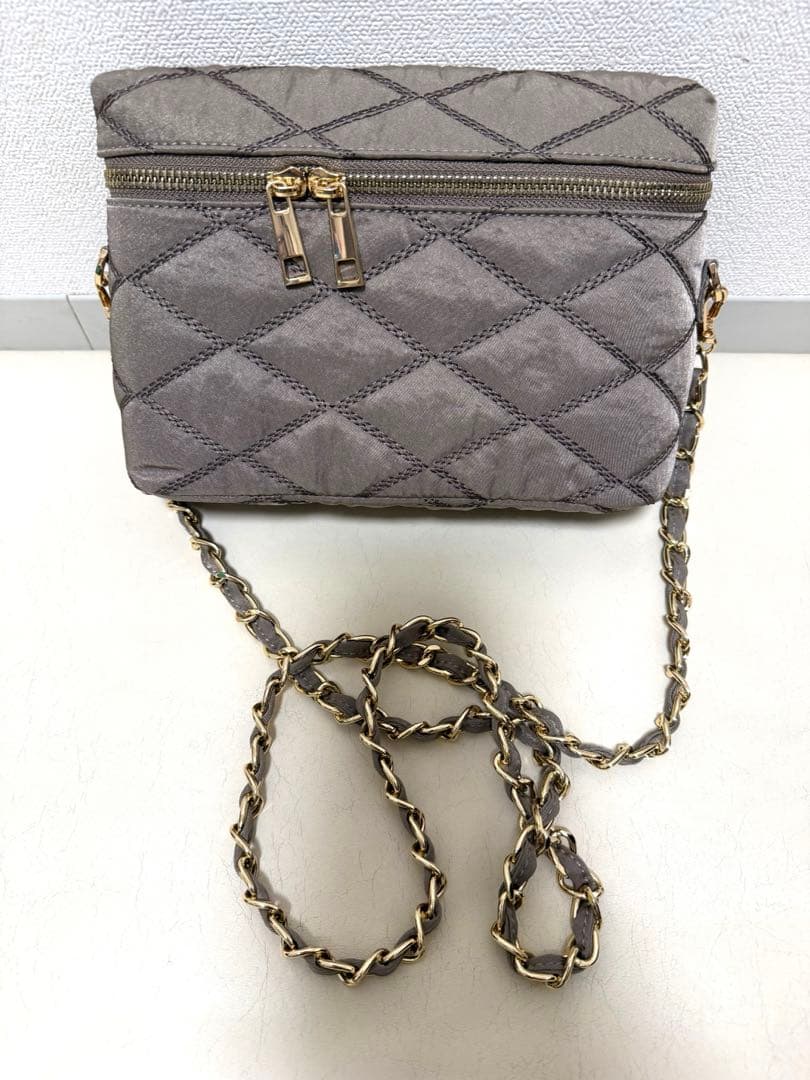 soleil ソレイル　トープイエロー チェーンバッグ　バニティ　財布つき