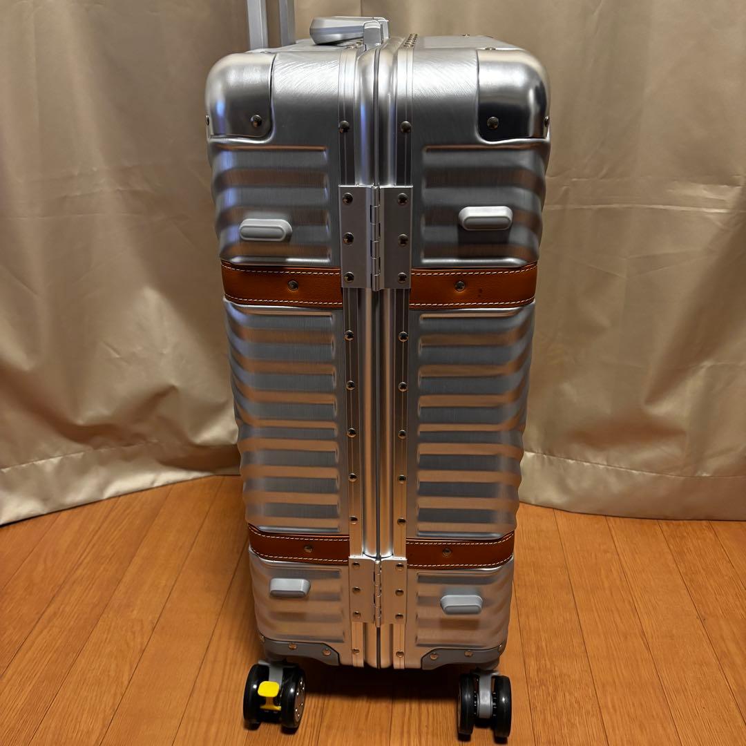 美品】60L ABS＋PC 素材 ハードキャリー TSAロック ストッパー付き