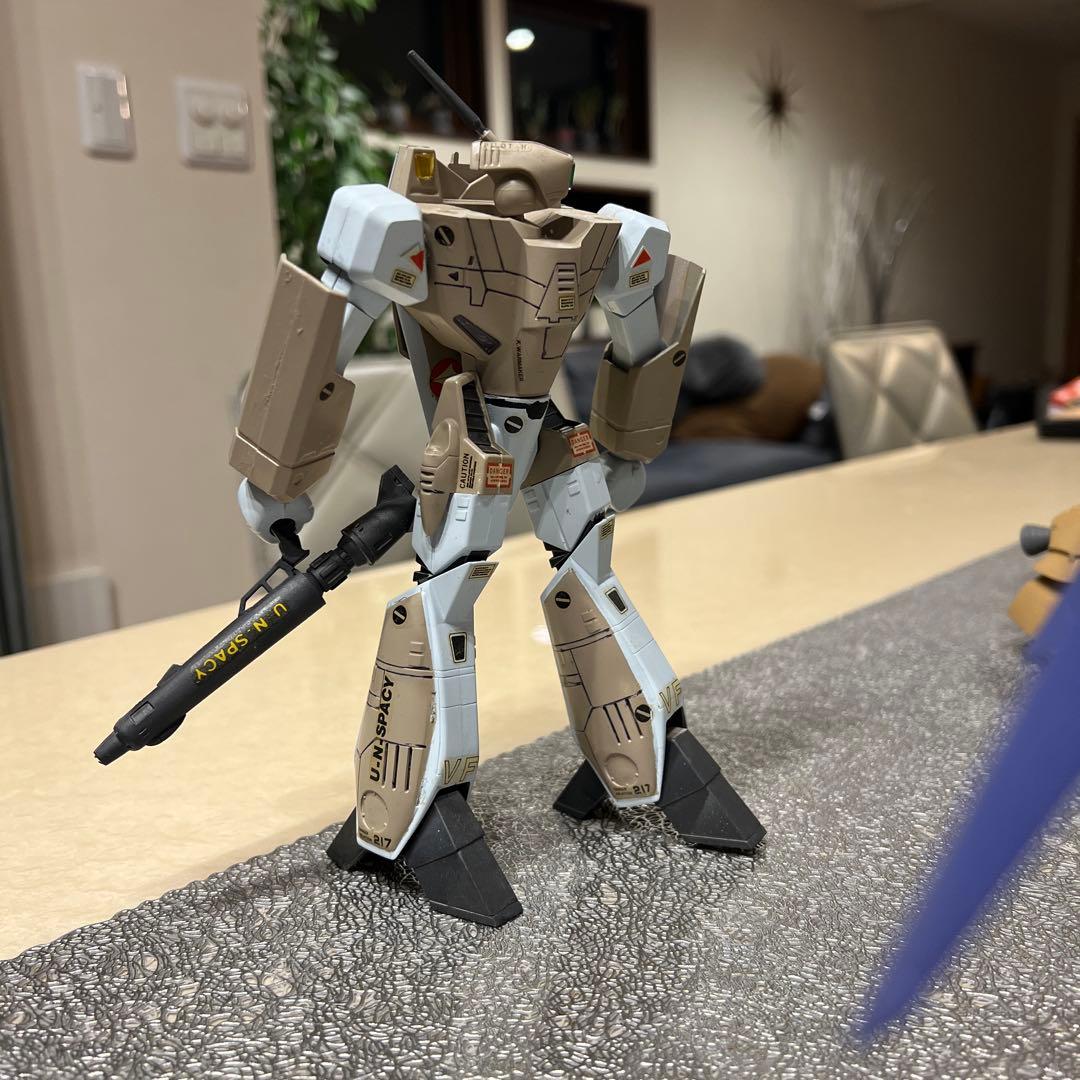 ガンダムモデル 10体　完成品（ジャンク）