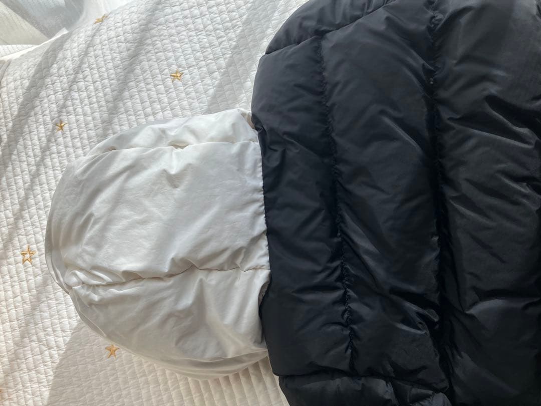 MONCLER キッズダウンコート ブラック/ホワイト