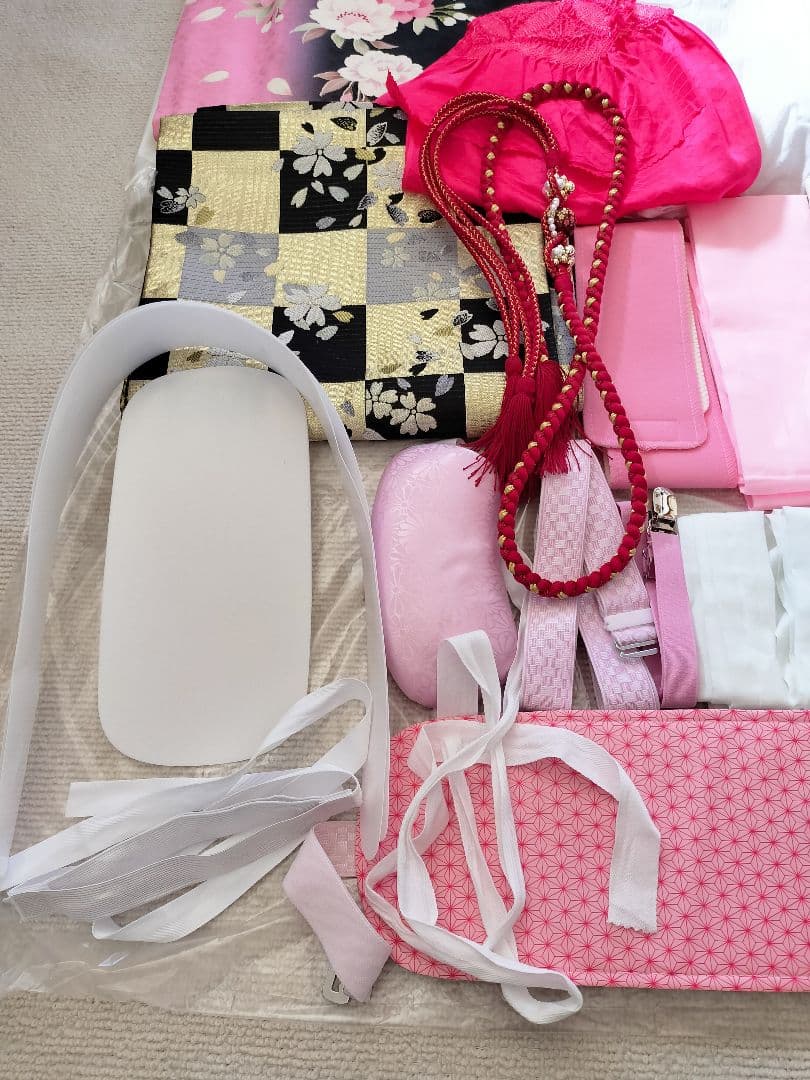 コタ様専用 成人式振袖フルセット 黒地ピンク舞桜 金市松袋帯