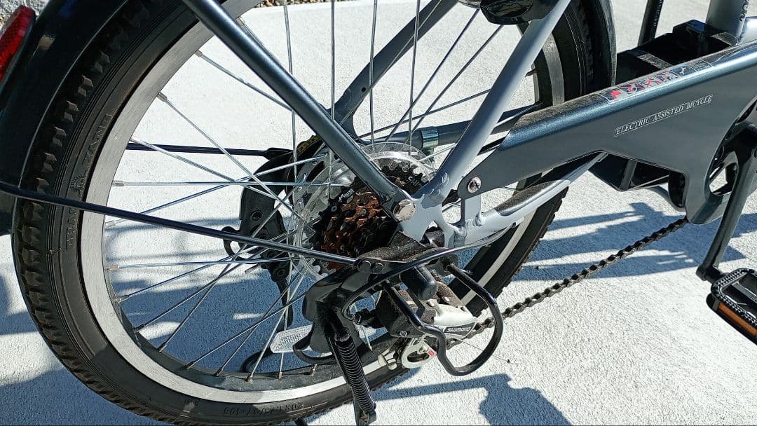 【中古】peltech TDN-212LN マットグレイ ノーパンクタイヤ