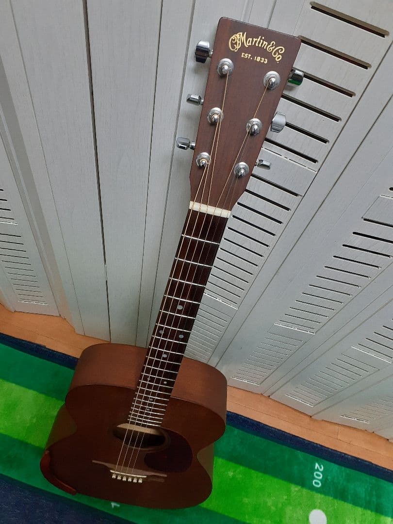 Martin 00-15 Mahogany フィッシュマン搭載 (手渡しOK)