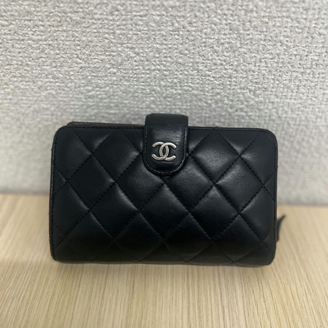 CHANEL ブラック キルティング 二つ折り財布