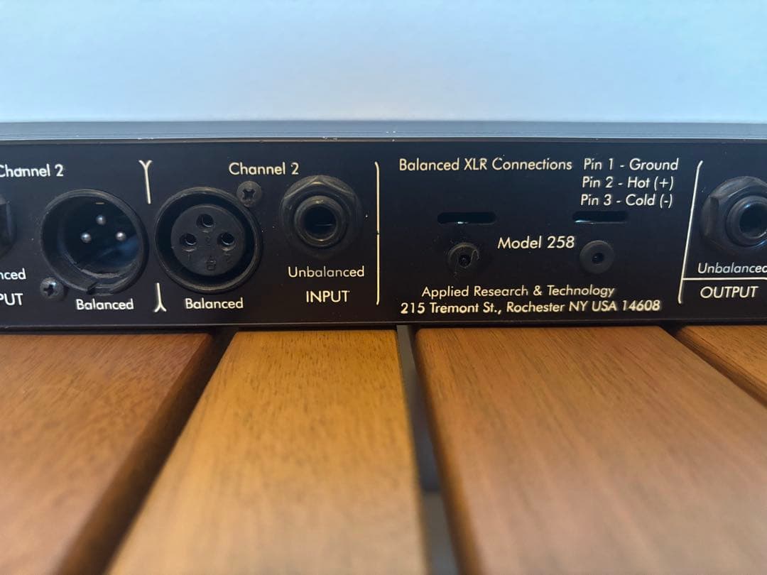 ART DUAL TUBE EQ model 258パラメトリックイコライザー