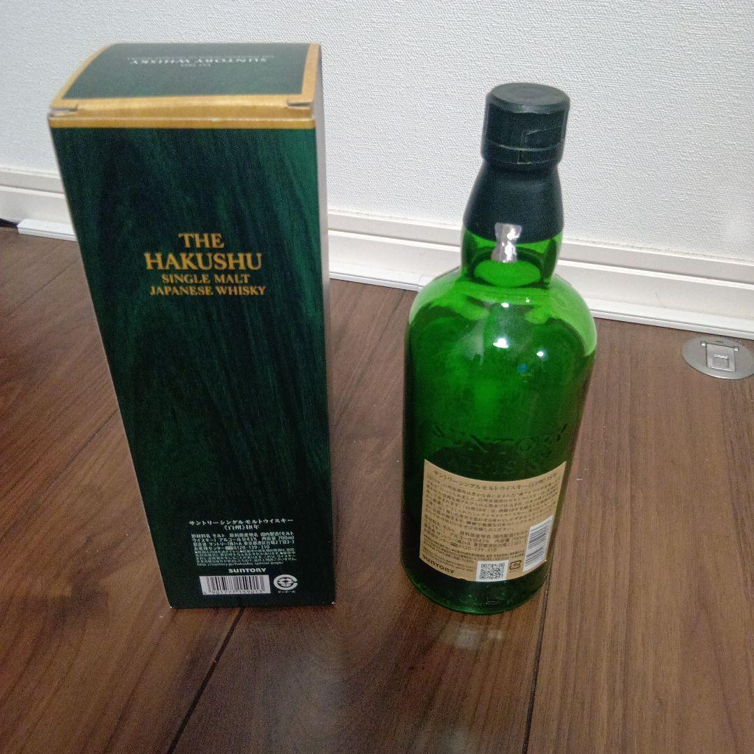 白州18年 シングルモルトウイスキー 空瓶、箱。 サントリー白州
