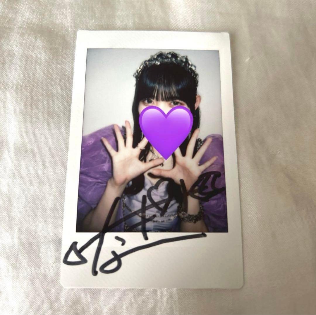 真鍋凪咲 直筆サイン入りチェキ CUTIE STREET - メルカリ