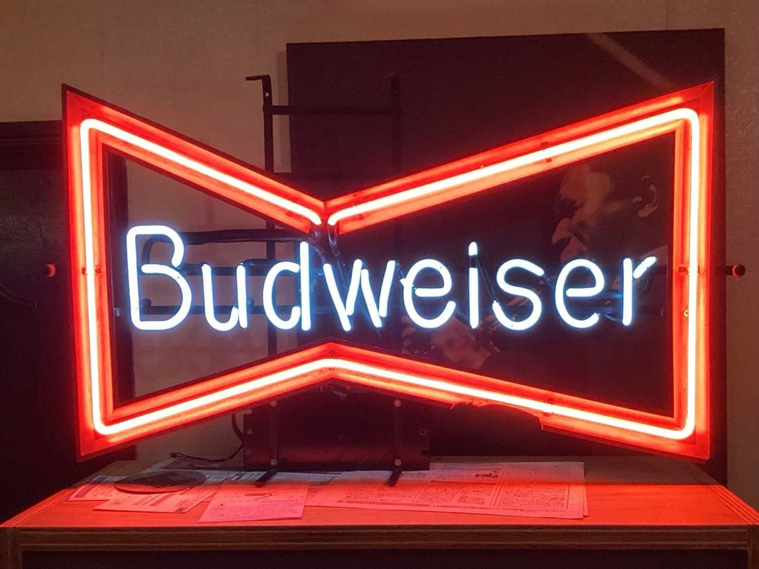 Budweiser ネオン看板 ヴィンテージ Yahoo!オークション -「バドワイザーネオン管」の落札相場・落札価格