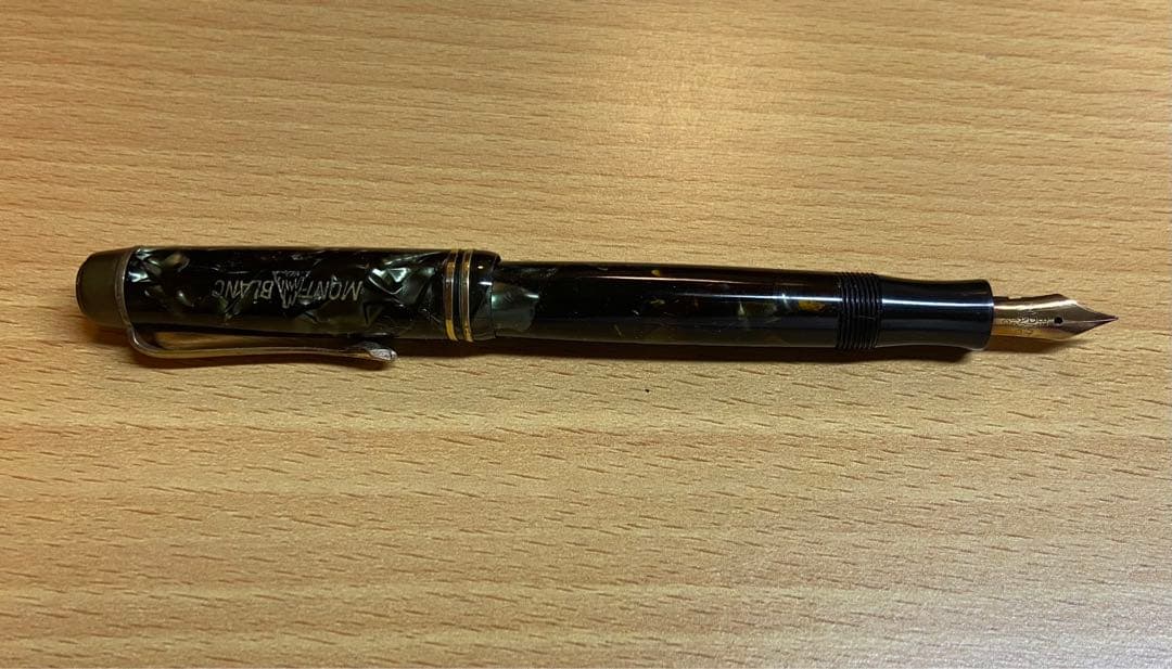 ビンテージモンブラン233 1/2 グリーンマーブル万年筆