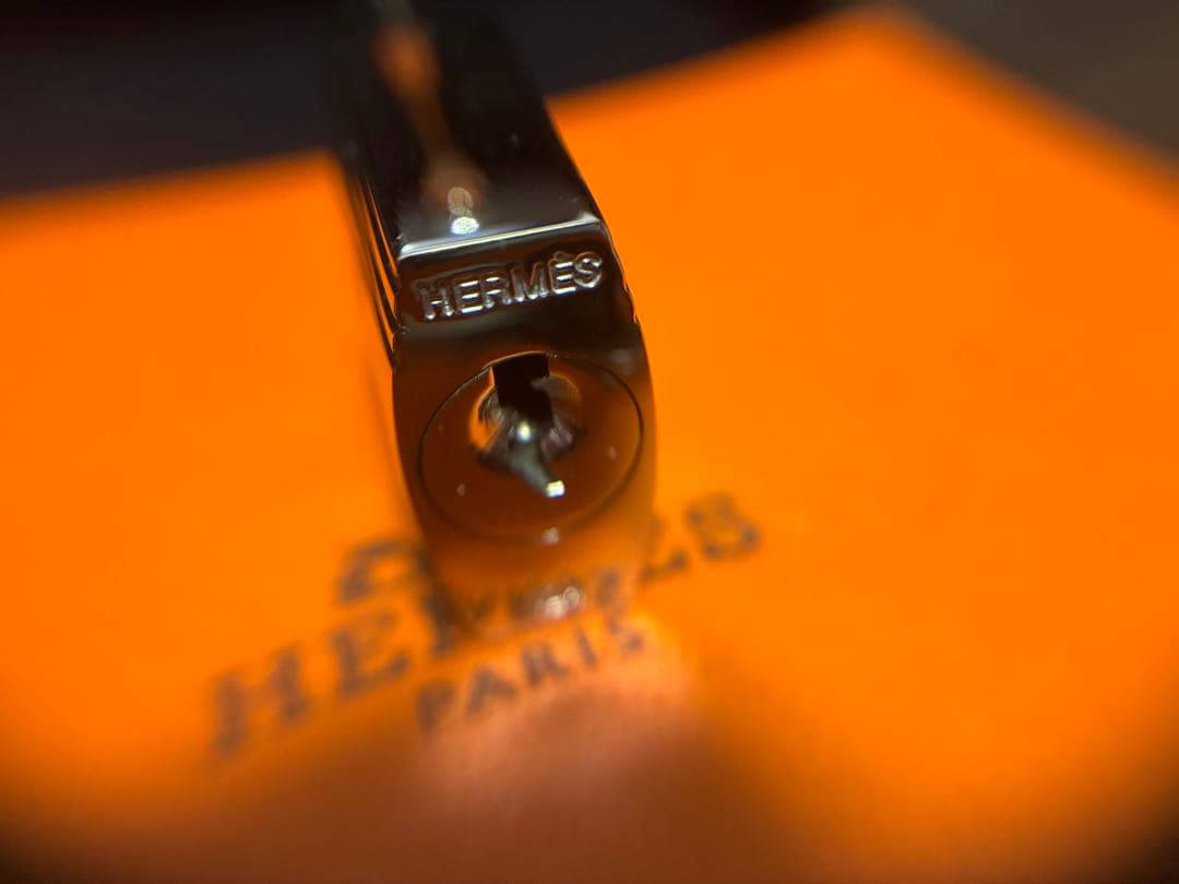 エルメス シルバー カデナ 南京錠 パドロック 鍵 キー NO124 - メルカリ