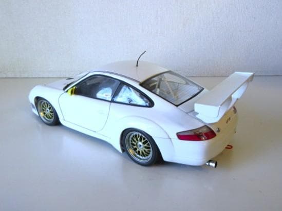 ミスターポンさん専用 AUTOart (1/18) ポルシェ 911 GT3R