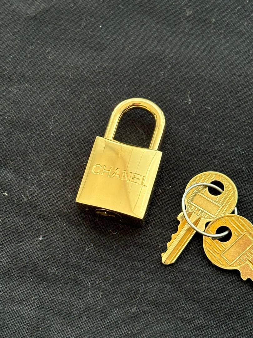 シャネル ココマーク カデナ キー2本付き パドロック 南京錠 レア