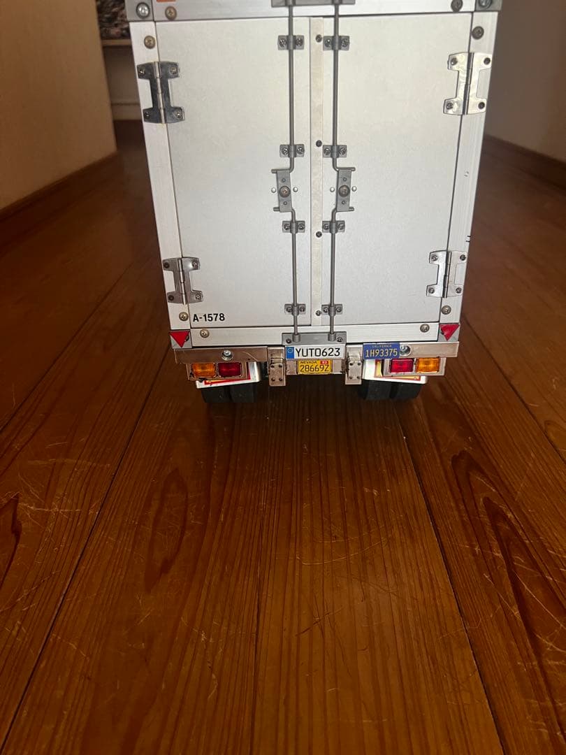 タミヤ トレーラートラック用 パネルバン セミトレーラー