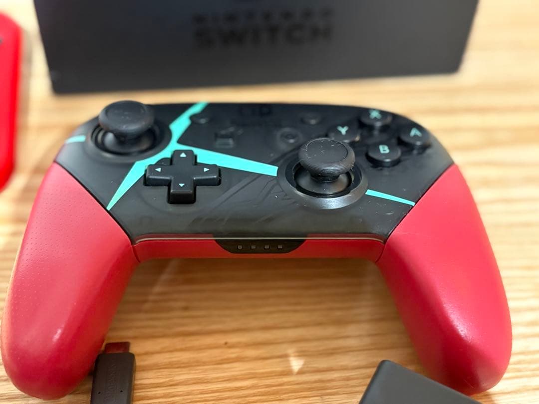 Nintendo Switch 赤/黒 本体 + コントローラー