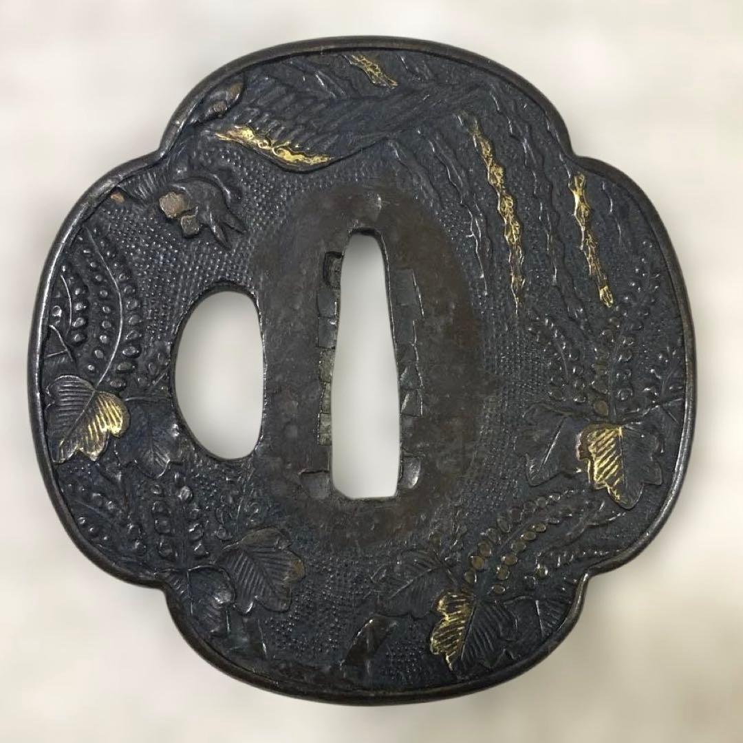 B-48 鍔　金象嵌　銅製　武具　刀装具　日本刀　骨董品　時代物　美術品　工芸品