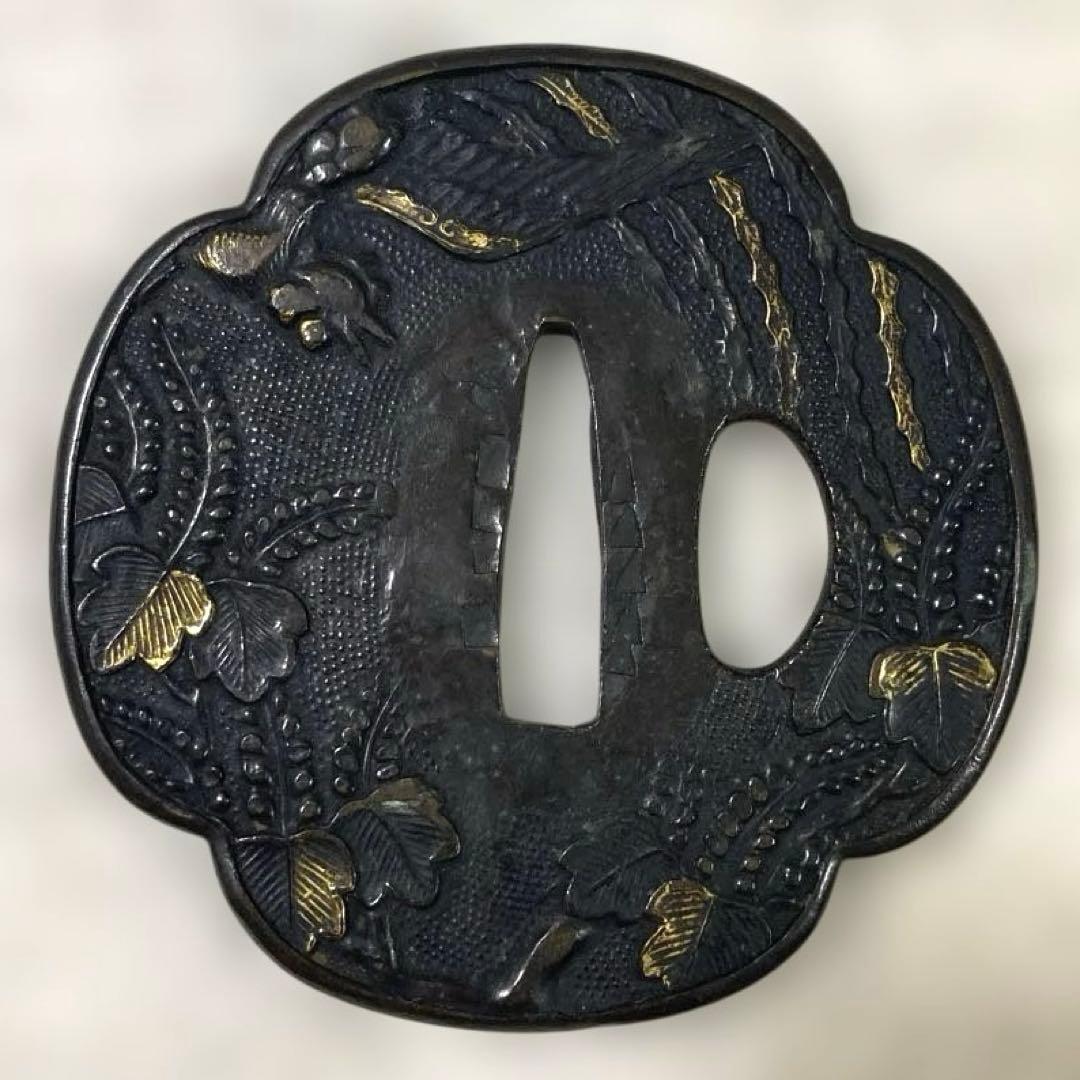 B-48 鍔　金象嵌　銅製　武具　刀装具　日本刀　骨董品　時代物　美術品　工芸品