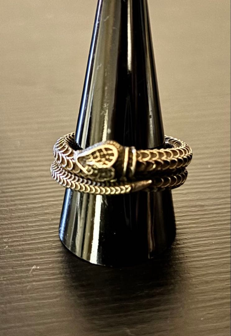 GUCCI シルバー スネークリング 25号