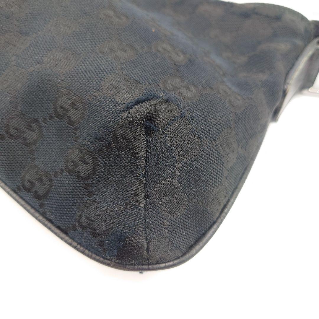GUCCI ショルダーバッグ 斜め掛け GGキャンバス シェリーライン グッチ