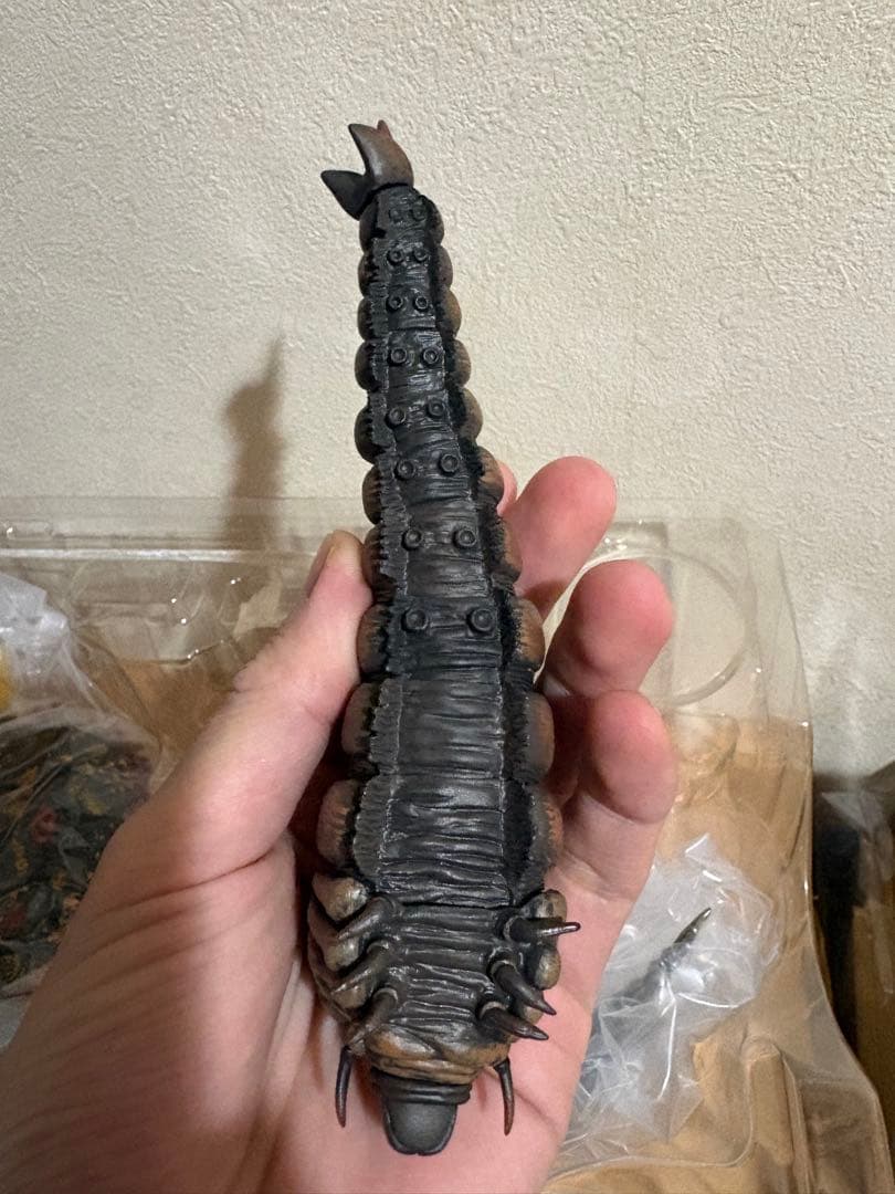 S.H.MonsterArts「モスラ（幼虫）＆バトラ（幼虫）モンスターアーツ