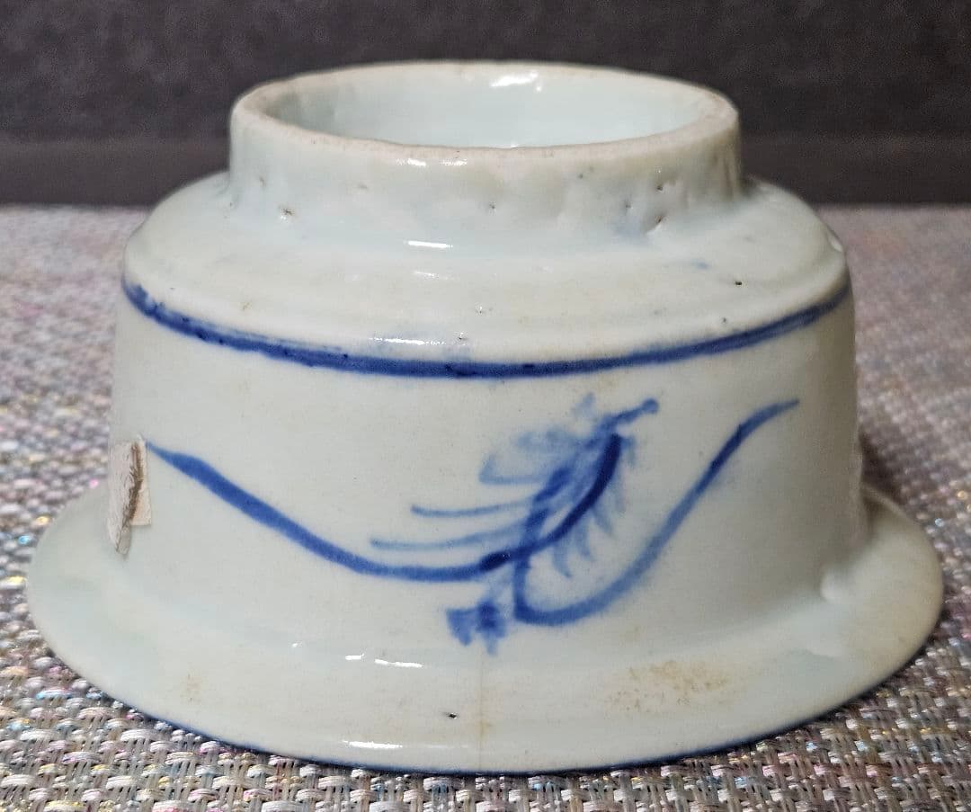 中国古美術　中国古陶磁器　古玩　明朝末期～清朝初期　青華　古染付　金魚図　広口鉢