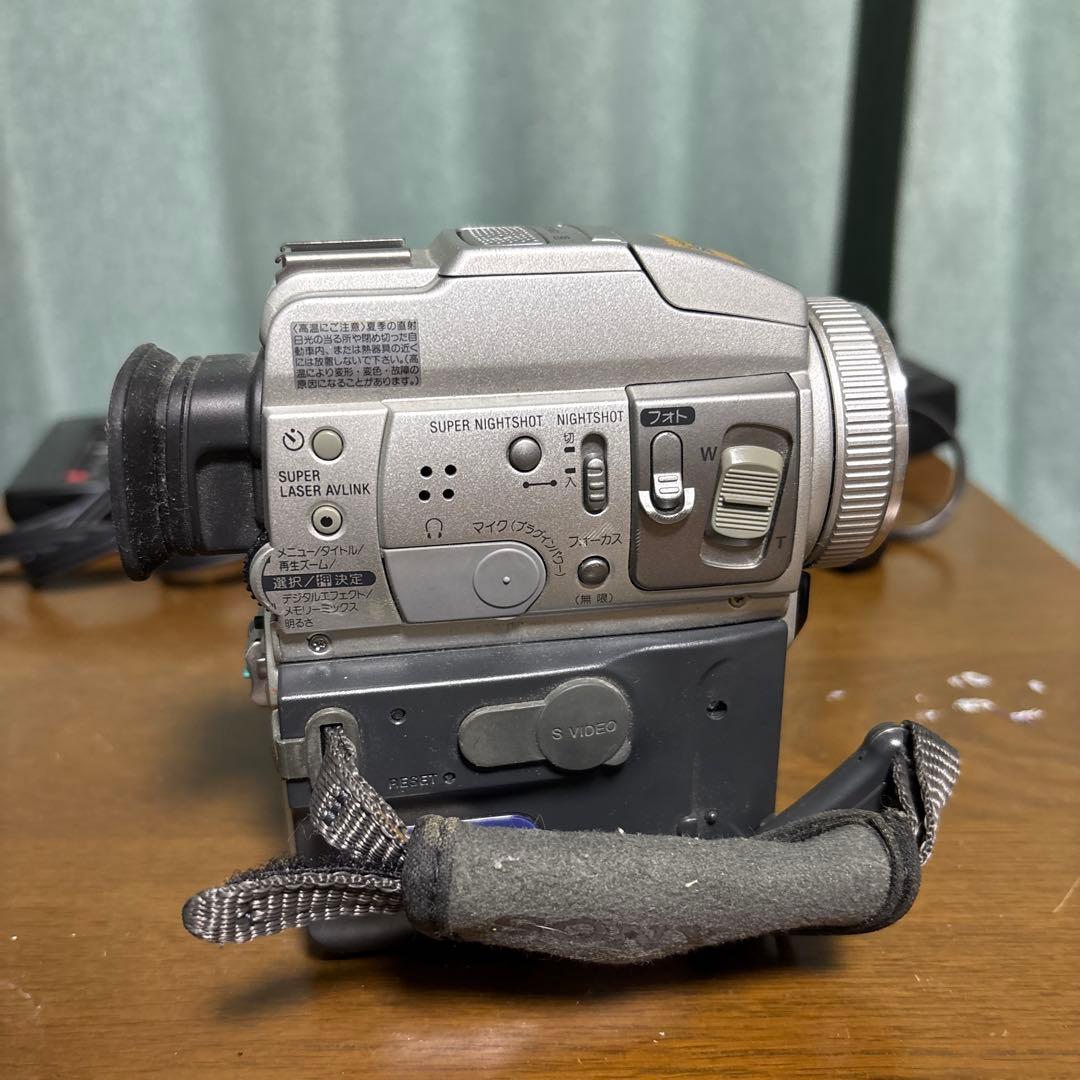 SONY DCR-PC110 ビデオカメラ デジタルハンディカム ジャンク品