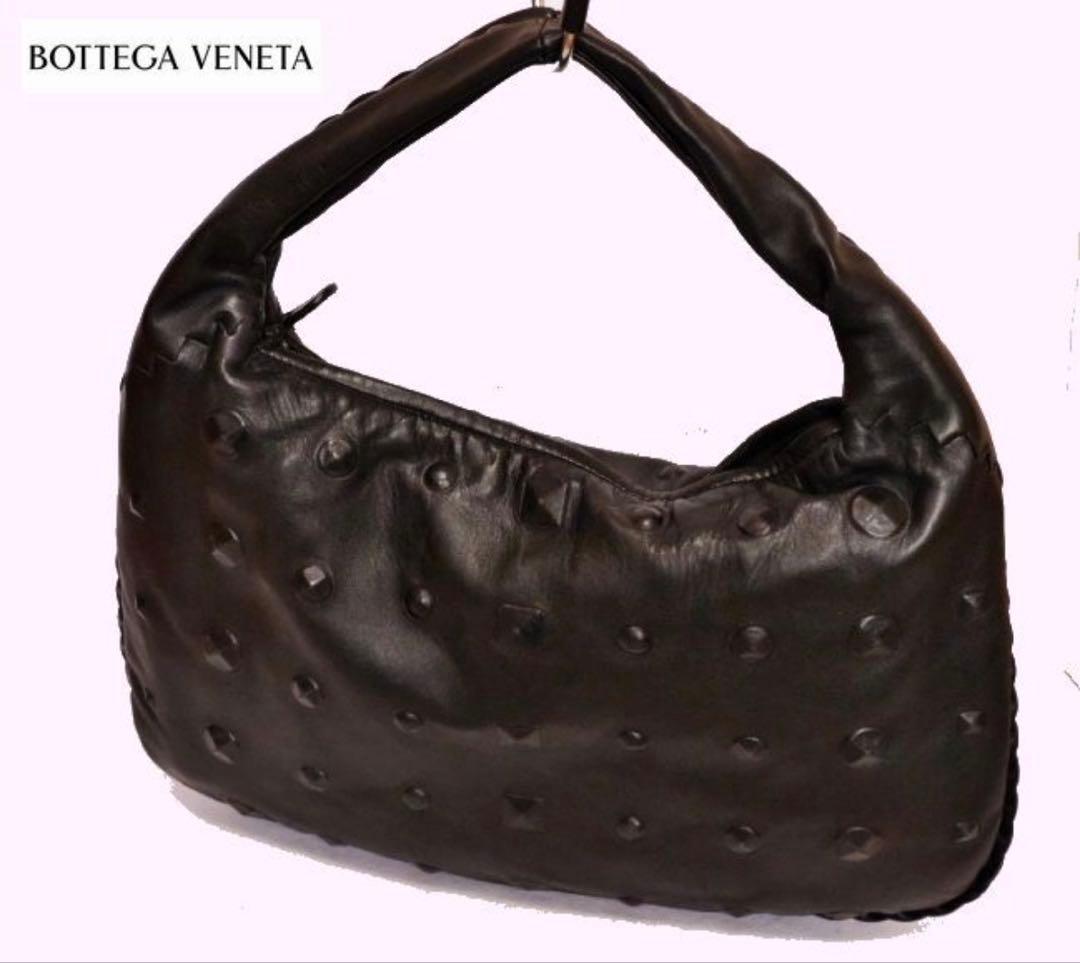 BOTTEGA VENETA ショルダーバッグ スタッズ 黒 カーフスキンレザー