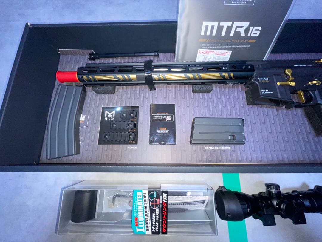 東京マルイ　MTR16 G Edition ＋ショートズームスコープ