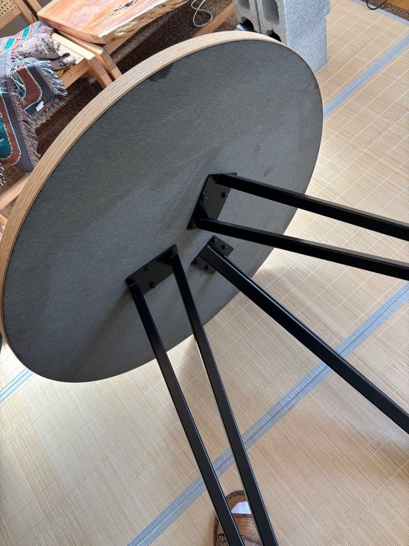 KANADEMONO(かなでもの) THE CAFE TABLE / リノリウム