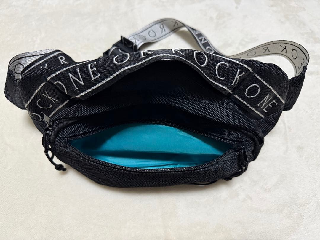 極美品】ONE OK ROCK ワンオク ボディバッグ オーケストラ 2018 - メルカリ