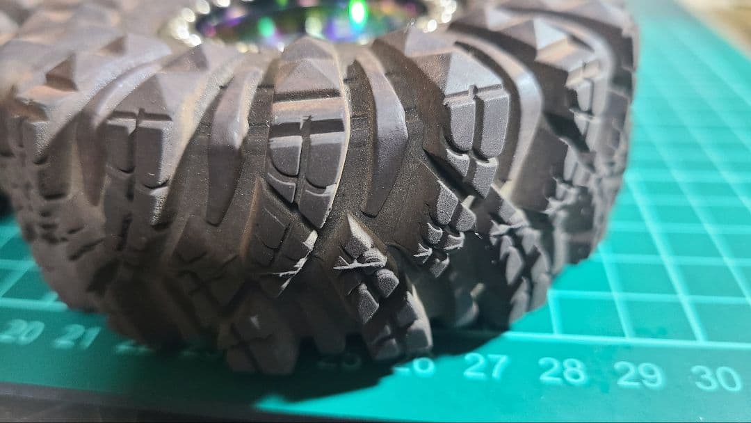 クローラーラジコン用　アルミホイール、タイヤ110㎜