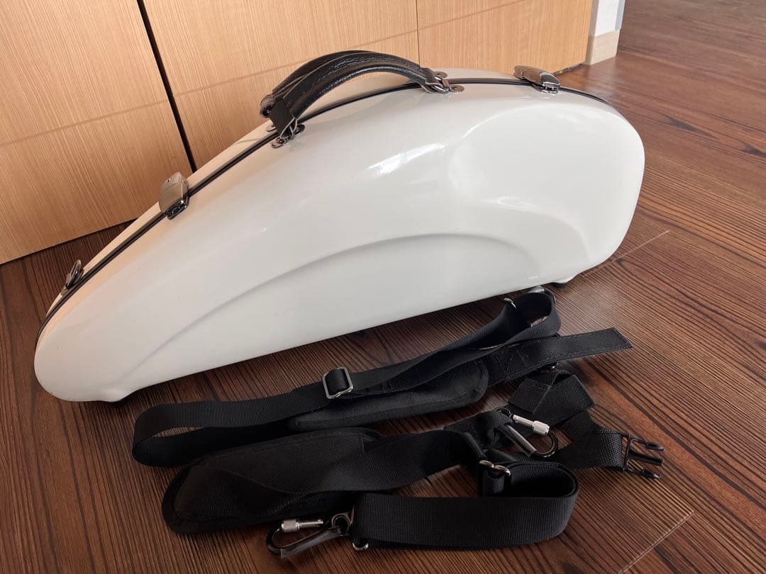 vivace アルトサックス ハードケース ストラップ付き