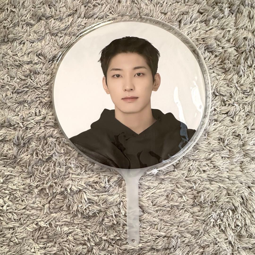 セブチ ウォヌ うちわまとめ売り seventeen follow again うちわ