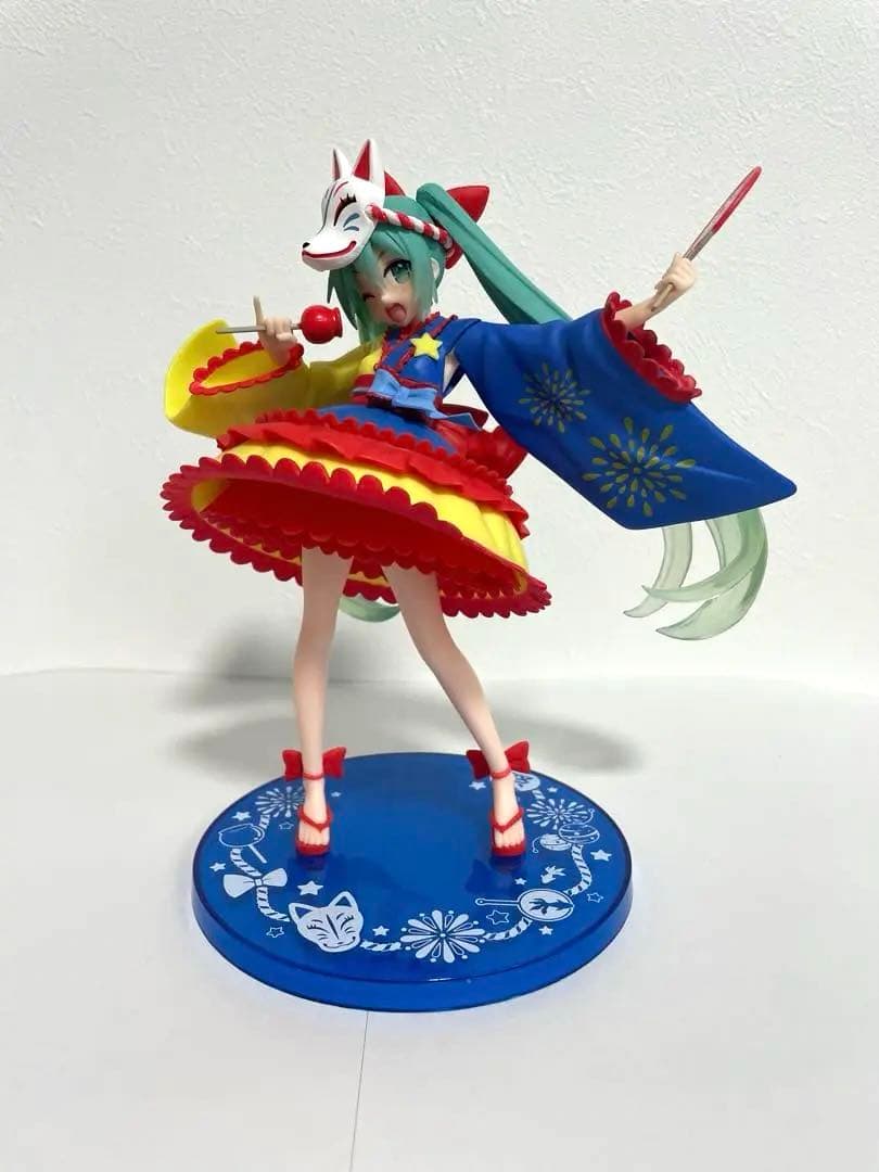 初音ミク フィギュア 12体まとめ売り - メルカリ