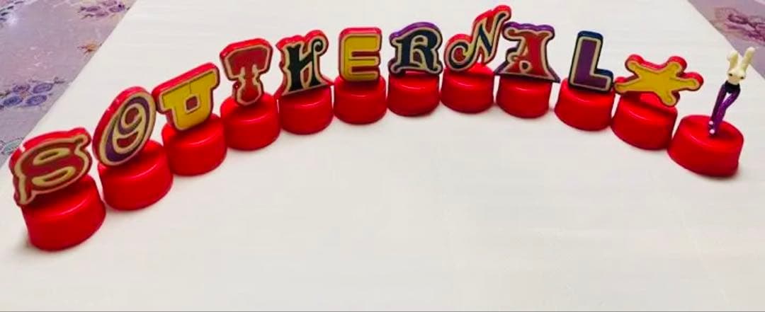 新品未開封サザンオールスターズボトルキャップお揃い12セット