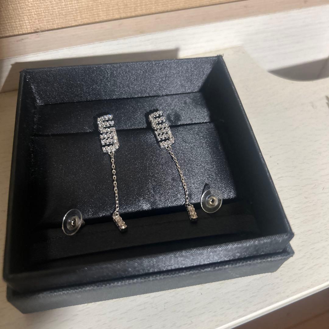 miumiuピアス 楽天市場】MIUMIU ミュウミュウ ピアス 5JO661 2DNC レディース