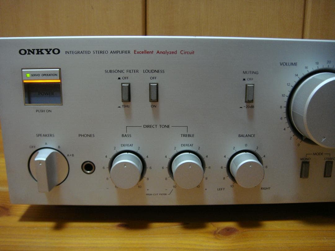 整備済 程度良 ONKYO オンキョーアンプ Integra A-817RX 銀