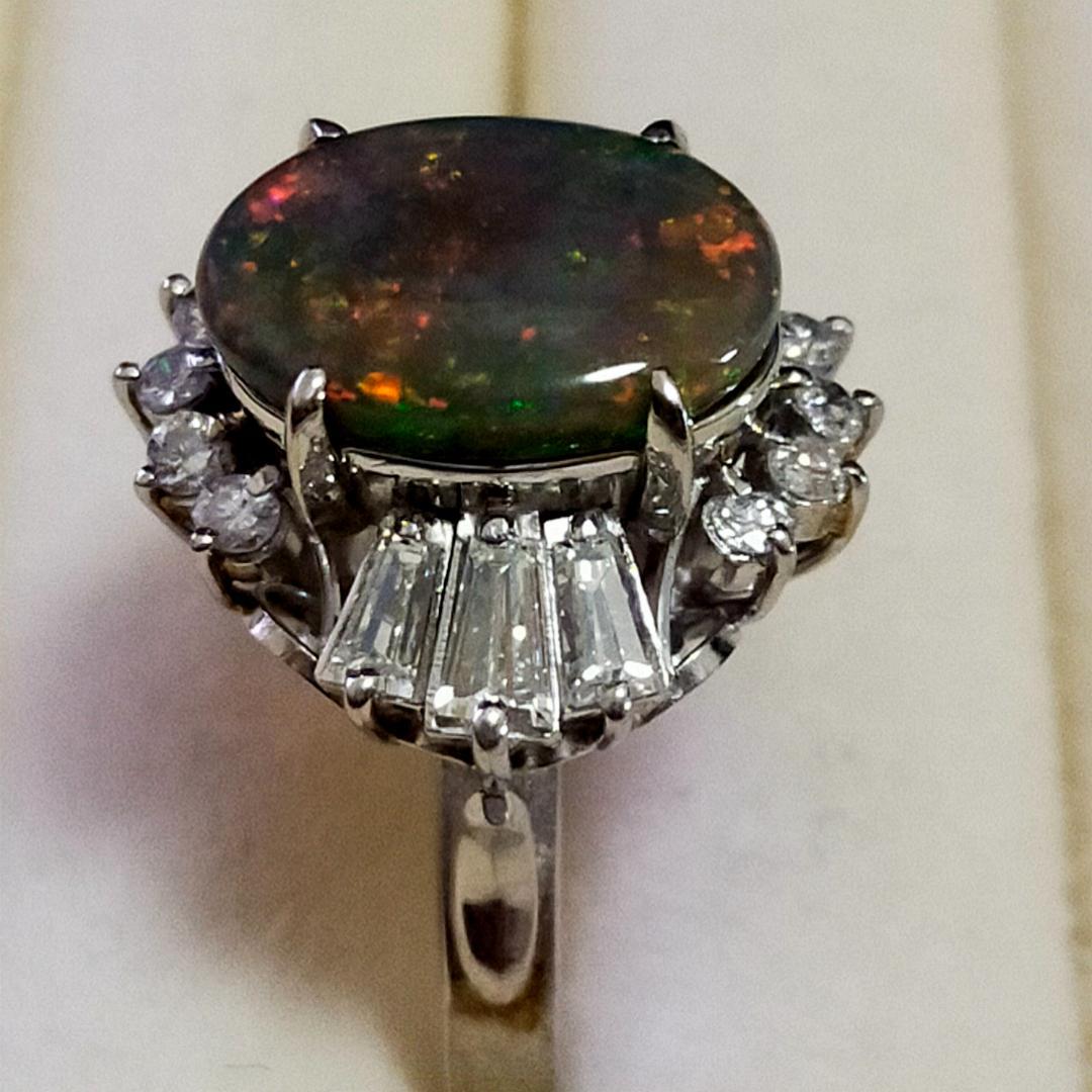 ブラックオパール　指輪　3.06ct　ダイヤ1.06ct　Pt900