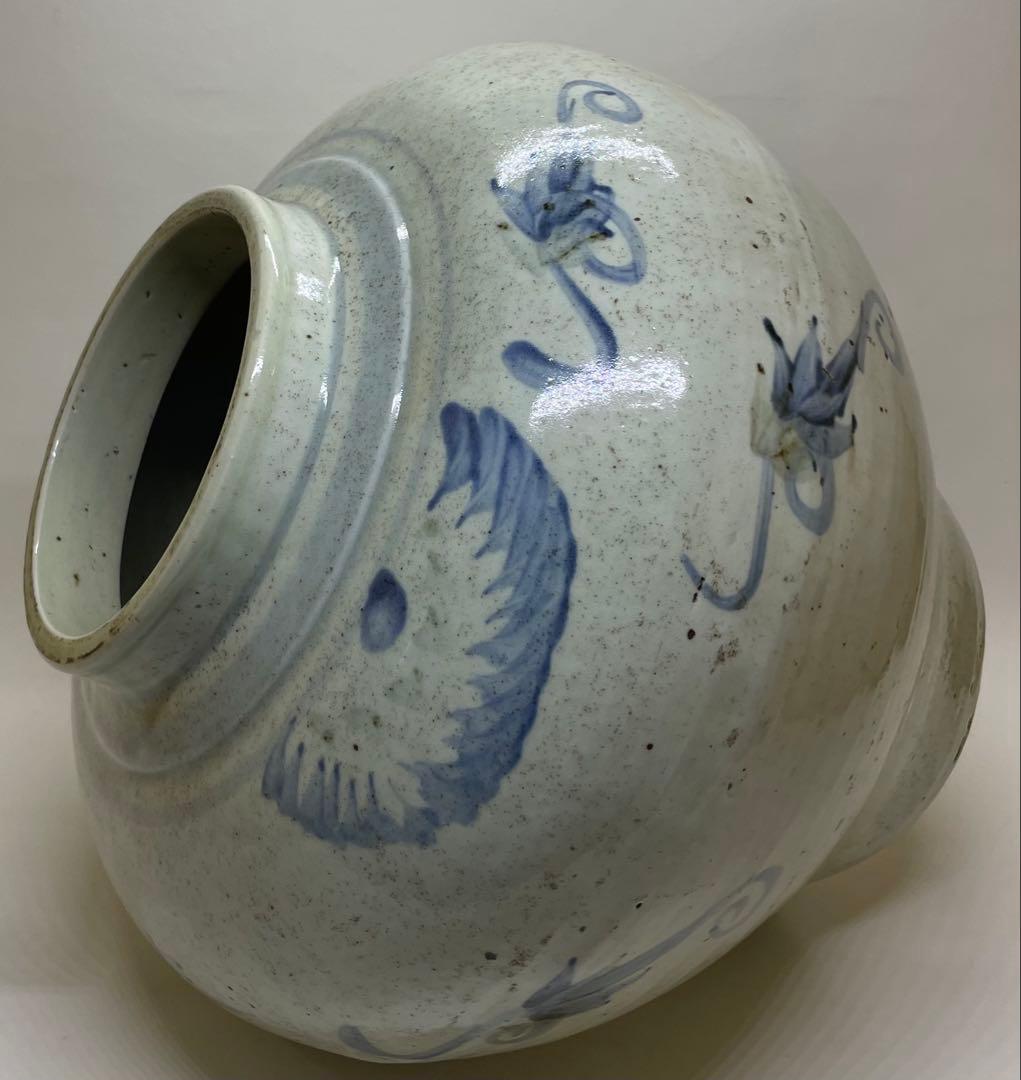 砥部焼 寿山 染付草花文 徳利 花瓶 アンティーク小物 数量限定】染赤蝶