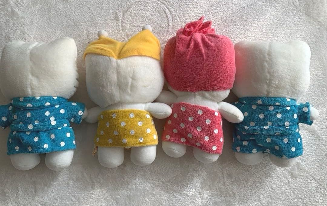 レトロ ハローキティ バスローブ ぬいぐるみ 4体希少